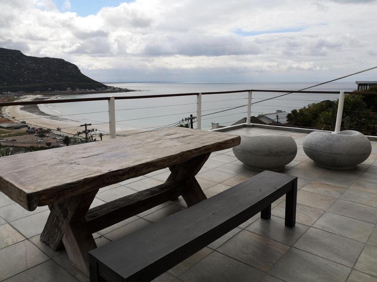 Watching Waves, Heron Chase Fish Hoek Eksteriør billede